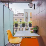 Rent 4 bedroom apartment of 70 m² in Barcelona