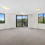 Rent 2 bedroom apartment in Pyrmont