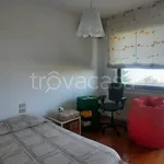 Affitto 4 camera casa di 135 m² in Pescara