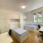 Rent 3 bedroom apartment of 80 m² in Modena