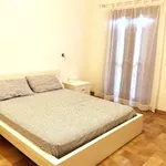 Rent 3 bedroom house of 100 m² in Roma