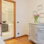 Rent 2 bedroom apartment of 60 m² in Como