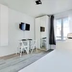 Rent 1 bedroom apartment of 15 m² in Paris