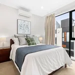 Rent 3 bedroom house in Port Melbourne