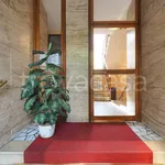 Rent 3 bedroom apartment of 110 m² in Milano