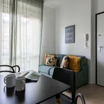 Rent 2 bedroom apartment of 35 m² in Munich