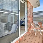 Rent 1 bedroom apartment in Bundoora, VIC 3083