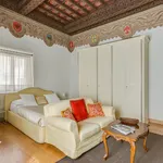 Rent 1 bedroom apartment of 58 m² in Florence