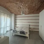 Affitto 3 camera appartamento di 65 m² in Modena