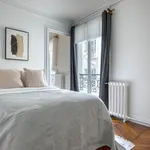 Appartement de 70 m² avec 2 chambre(s) en location à Paris