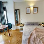 Rent a room in Madrid