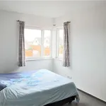 Maison de 220 m² avec 4 chambre(s) en location à Zele