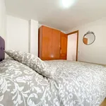 Rent a room of 75 m² in valencia