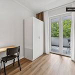 Miete 4 Schlafzimmer wohnung von 10 m² in Berlin