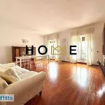 Rent 4 bedroom apartment of 140 m² in Milan