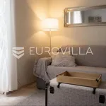 Rent 1 bedroom apartment of 35 m² in Split