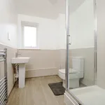 Rent 6 bedroom apartment in Nottingham