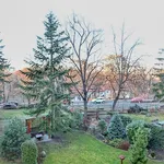 Rent 1 bedroom apartment of 32 m² in Praha