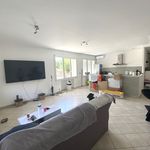 Appartement de 90 m² avec 1 chambre(s) en location à Aubagne