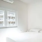 Rent 3 bedroom apartment of 115 m² in barcelona