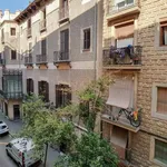 Rent 1 bedroom apartment of 35 m² in Barcelona