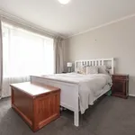 Rent 3 bedroom house in Mooroolbark