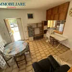 Rent 5 bedroom house of 140 m² in Montepaone