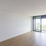 Rent 1 bedroom apartment of 41 m² in Porto