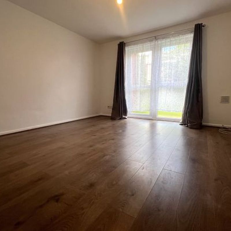 Flat to rent in Cobden Avenue, Bitterne Park, Southampton, Hampshire SO18