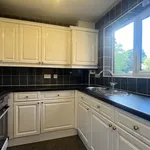 Rent 2 bedroom flat in Reigate and Banstead