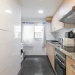 Rent 4 bedroom apartment in Valencia