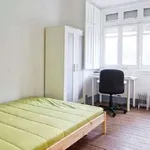 Rent a room in lisbon