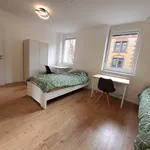 Rent 5 bedroom apartment of 65 m² in Stuttgart