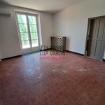 Appartement de 71 m² avec 2 chambre(s) en location à Vacqueyras