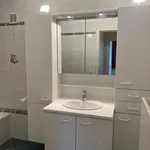 Rent 2 bedroom apartment in Halle