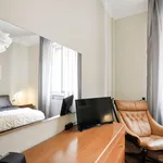 Rent 3 bedroom apartment in Bologna