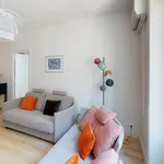 Appartement de 600 m² avec 2 chambre(s) en location à Lyon