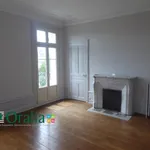 Appartement de 8567 m² avec 4 chambre(s) en location à DIJON