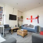 Rent 8 bedroom house in Leeds