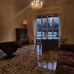 Rent 4 bedroom apartment of 130 m² in Milano