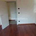 Rent 4 bedroom apartment of 100 m² in Bari