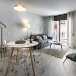 Rent 5 bedroom apartment of 70 m² in Barcelona