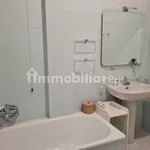 Rent 4 bedroom apartment of 91 m² in Genoa