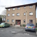 Rent 3 bedroom apartment in Edinburgh  East