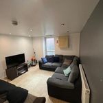 Rent 6 bedroom flat in Yorkshire And The Humber