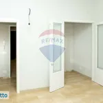 Affitto 4 camera appartamento di 105 m² in Catania