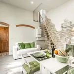 Rent 5 bedroom apartment of 50 m² in Florence