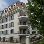 Rent 3 bedroom apartment of 58 m² in Clamart