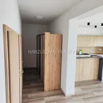 Pronajměte si 3 ložnic/e byt o rozloze 107 m² v Hluboká nad Vltavou