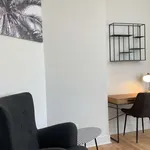 Rent a room of 600 m² in brussels